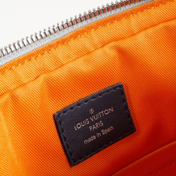 Louis Vuitton 2018 Monogram Satellite Alpha Crossbody Bag - Picture 13 of 14